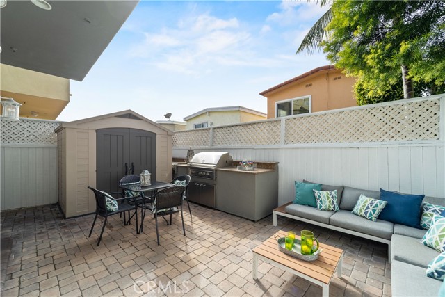 1621 Carver Street, Redondo Beach, California 90278, 3 Bedrooms Bedrooms, ,2 BathroomsBathrooms,Residential,Sold,Carver,SB21022183