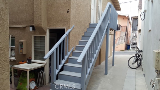 131 28th Street, Hermosa Beach, California 90254, ,Residential Income,Sold,28th,SB21031142