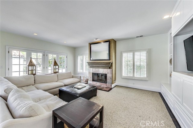 641 35th Street, Manhattan Beach, California 90266, 5 Bedrooms Bedrooms, ,3 BathroomsBathrooms,Residential,Sold,35th,SB21047084