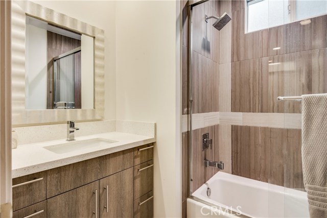 2518 Nelson Avenue, Redondo Beach, California 90278, 4 Bedrooms Bedrooms, ,3 BathroomsBathrooms,Residential,Sold,Nelson,SB20021133