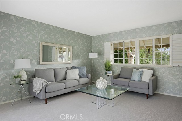 FAMILY ROOM OR 2ND LIVING SPACE