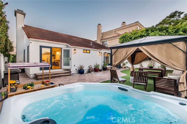 2509 Ripley Avenue, Redondo Beach, California 90278, 5 Bedrooms Bedrooms, ,2 BathroomsBathrooms,Residential,Sold,Ripley,SB20151266