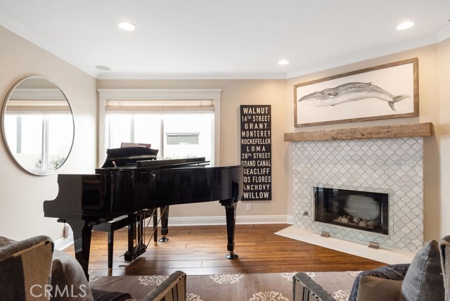 1724 Walnut Avenue, Manhattan Beach, California 90266, 4 Bedrooms Bedrooms, ,3 BathroomsBathrooms,Residential,Sold,Walnut,SB21065266