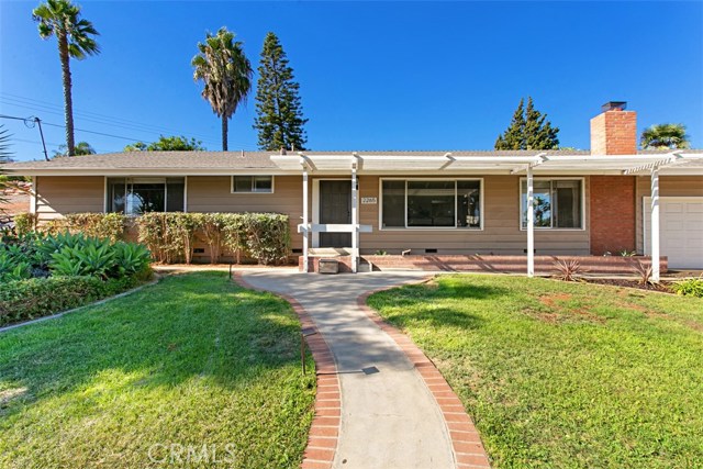 2265 Warmlands Avenue