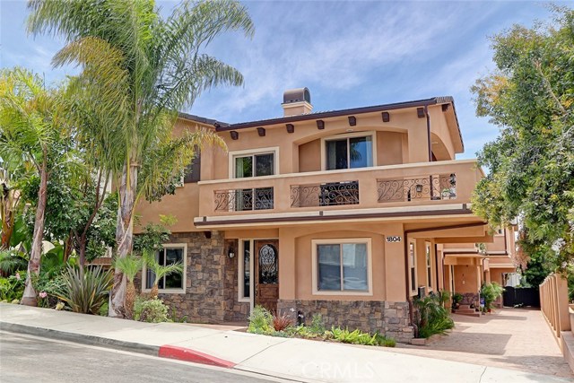 1804 Vanderbilt Lane, Redondo Beach, California 90278, 3 Bedrooms Bedrooms, ,2 BathroomsBathrooms,Residential,Sold,Vanderbilt,SB17139399