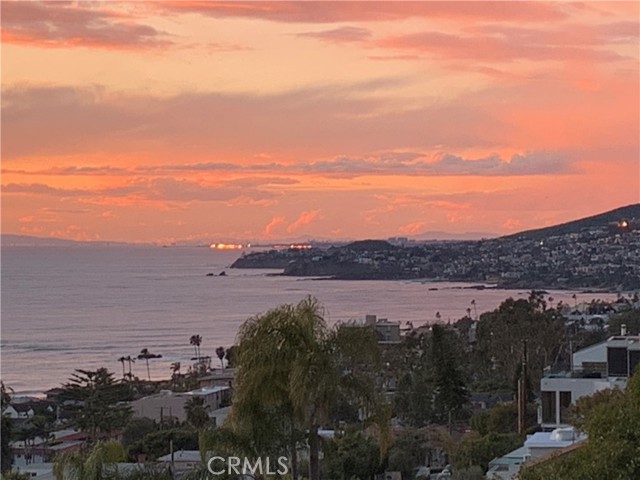 Photo of 335 Alta Vista Way, Laguna Beach, CA 92651