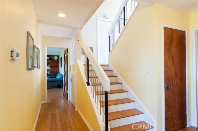 6825 Kings Harbor Drive, Rancho Palos Verdes, California 90275, 4 Bedrooms Bedrooms, ,3 BathroomsBathrooms,Residential,Sold,Kings Harbor,PV17059754