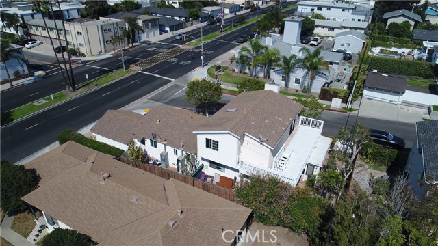 1356 Manhattan Beach Boulevard, Manhattan Beach, California 90266, ,Residential Income,Sold,Manhattan Beach,SB18194373