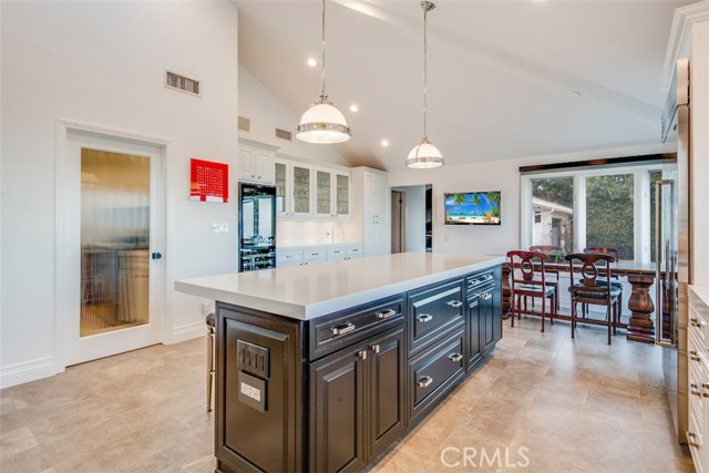 11 Outrider Road, Rolling Hills, California 90274, 4 Bedrooms Bedrooms, ,3 BathroomsBathrooms,Residential,Sold,Outrider,PV20235283