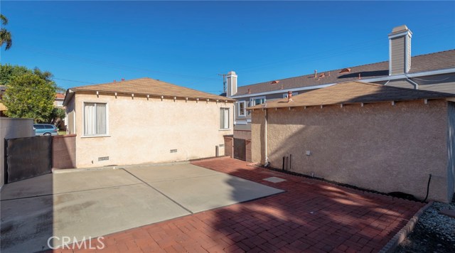 1246 20th Place, Hermosa Beach, California 90254, 2 Bedrooms Bedrooms, ,1 BathroomBathrooms,Residential,Sold,20th,SB17274451