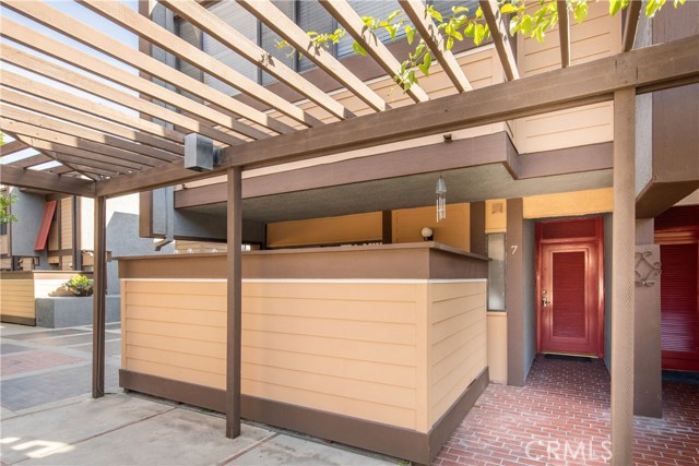 3 Bed Home for Sale in Los Angeles, California