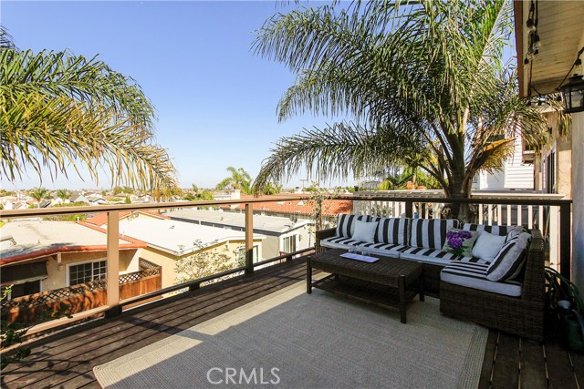 1516 Harper Avenue, Redondo Beach, California 90278, 3 Bedrooms Bedrooms, ,1 BathroomBathrooms,Residential,Sold,Harper,PV19189025