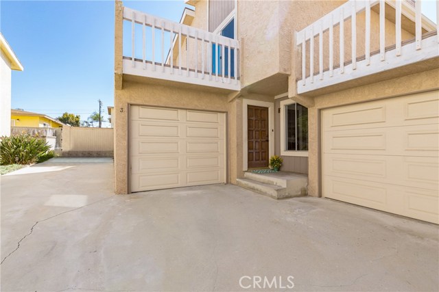 2212 Carnegie Lane, Redondo Beach, California 90278, 2 Bedrooms Bedrooms, ,1 BathroomBathrooms,Residential,Sold,Carnegie,SB17066388