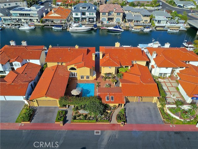 Photo of 16562 Grimaud Lane, Huntington Beach, CA 92649