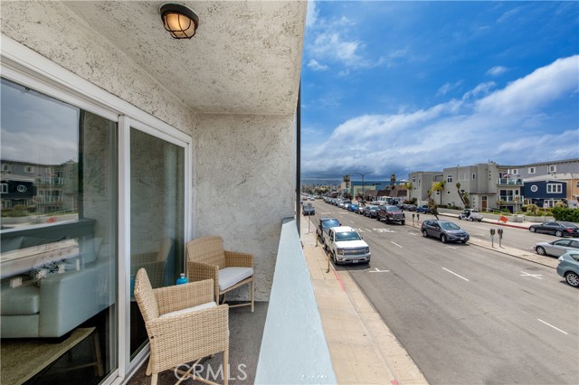 320 Hermosa Avenue, Hermosa Beach, California 90254, 1 Bedroom Bedrooms, ,1 BathroomBathrooms,Residential,Sold,Hermosa,SB21065993