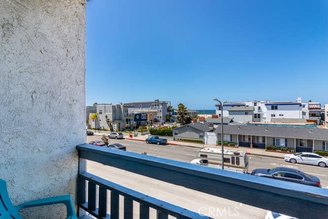 320 Hermosa, Hermosa Beach, California 90254, 2 Bedrooms Bedrooms, ,1 BathroomBathrooms,Residential,Sold,Hermosa,PW21075488