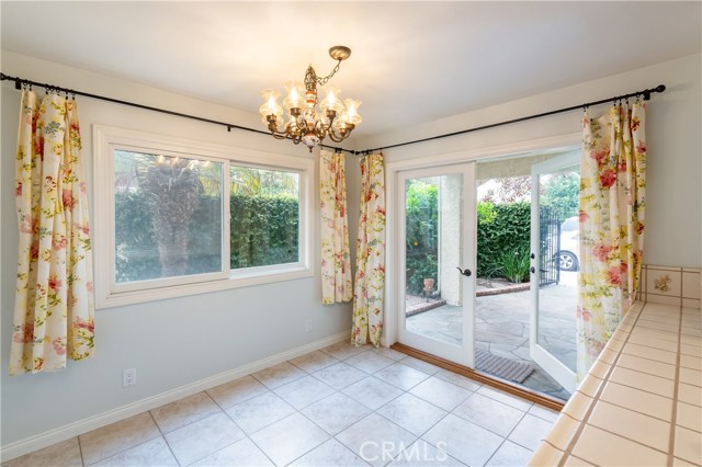 Sunny breakfast nook
