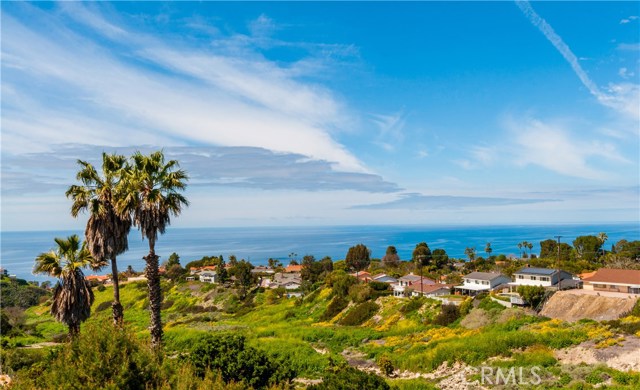 6825 Kings Harbor Drive, Rancho Palos Verdes, California 90275, 4 Bedrooms Bedrooms, ,3 BathroomsBathrooms,Residential,Sold,Kings Harbor,PV17059754