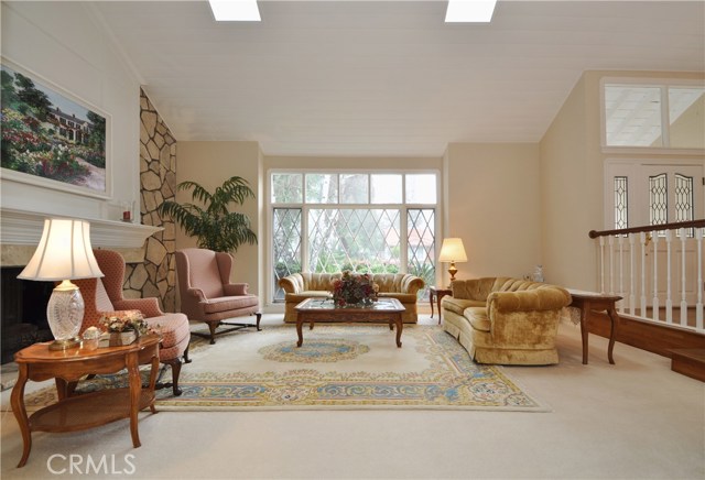 8 Arrowhead Lane, Rolling Hills Estates, California 90274, 5 Bedrooms Bedrooms, ,3 BathroomsBathrooms,Residential,Sold,Arrowhead,PV18046943