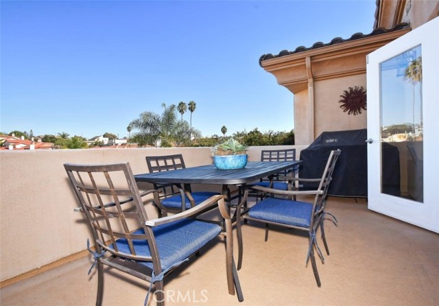 511 El Redondo Avenue, Redondo Beach, California 90277, 4 Bedrooms Bedrooms, ,2 BathroomsBathrooms,Residential,Sold,El Redondo,SB19250874