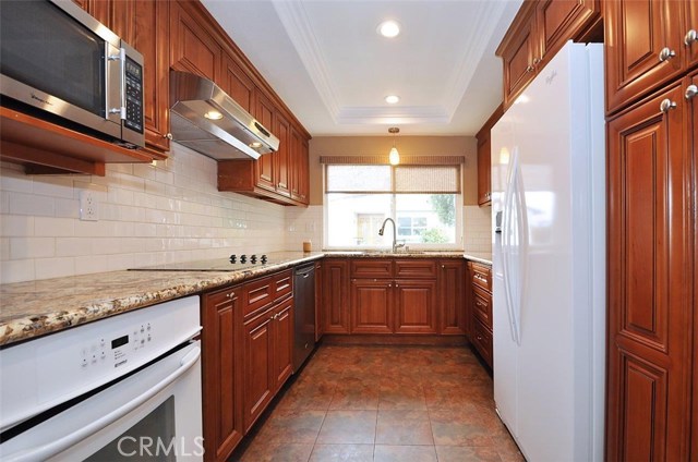134 Aspen Way, Rolling Hills Estates, California 90274, 3 Bedrooms Bedrooms, ,2 BathroomsBathrooms,Residential,Sold,Aspen,PV19090589