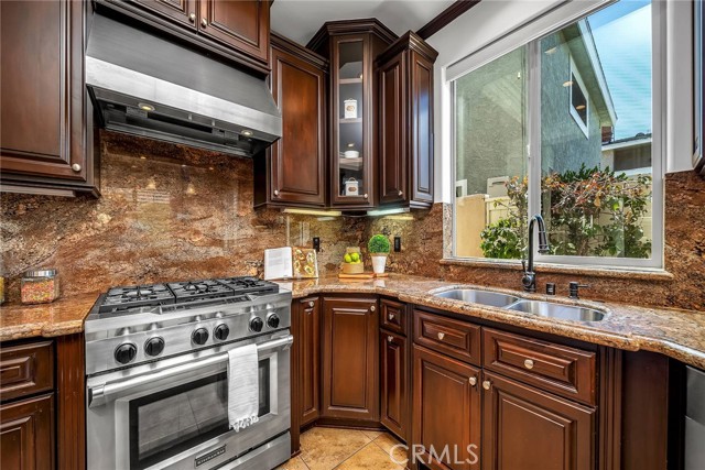 2221 Voorhees Avenue, Redondo Beach, California 90278, 4 Bedrooms Bedrooms, ,3 BathroomsBathrooms,Residential,Sold,Voorhees,SB21072556