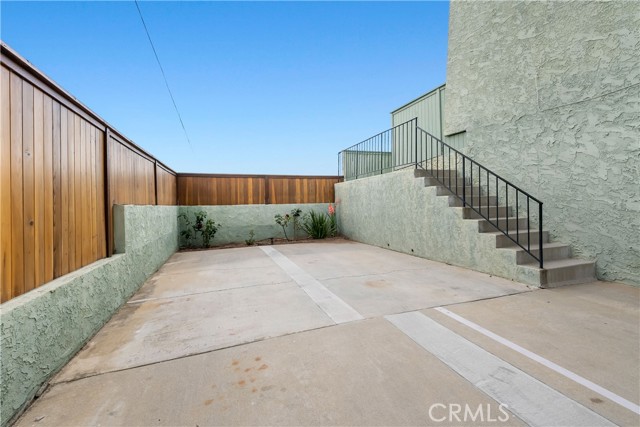 2510 Voorhees Avenue, Redondo Beach, California 90278, 2 Bedrooms Bedrooms, ,1 BathroomBathrooms,Residential,Sold,Voorhees,SB21140312