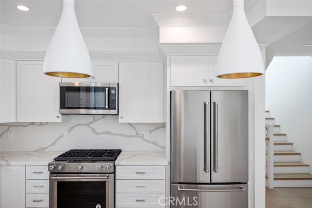 2114 Carnegie Lane, Redondo Beach, California 90278, 4 Bedrooms Bedrooms, ,4 BathroomsBathrooms,Residential,Sold,Carnegie,SB21029726