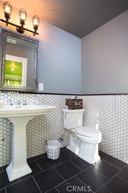 2271 Estribo Drive, Rolling Hills Estates, California 90274, 4 Bedrooms Bedrooms, ,3 BathroomsBathrooms,Residential,Sold,Estribo,SB19042746