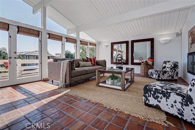 2928 Via Alvarado, Palos Verdes Estates, California 90274, 4 Bedrooms Bedrooms, ,1 BathroomBathrooms,Residential,Sold,Via Alvarado,SB19140723