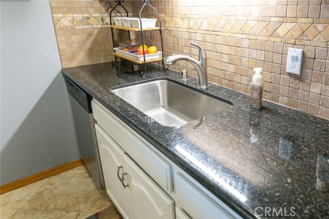 631 Prospect Avenue, Redondo Beach, California 90277, 2 Bedrooms Bedrooms, ,2 BathroomsBathrooms,Residential,Sold,Prospect,SB20199042