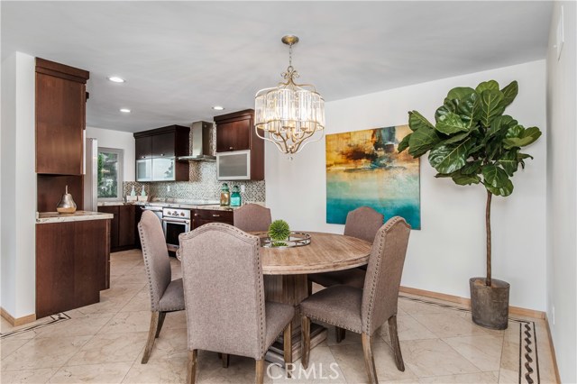 160 Aspen Way, Rolling Hills Estates, California 90274, 3 Bedrooms Bedrooms, ,2 BathroomsBathrooms,Residential,Sold,Aspen Way,PV20146258
