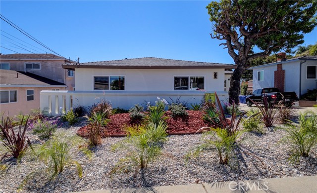 2408 Ives Lane, Redondo Beach, California 90278, 3 Bedrooms Bedrooms, ,2 BathroomsBathrooms,Residential,Sold,Ives,PV18253723 2408 Ives Lane, Redondo Beach, California 90278, 3 Bedrooms Bedrooms, ,2 BathroomsBathrooms,Residential,Sold,Ives,PV18253723