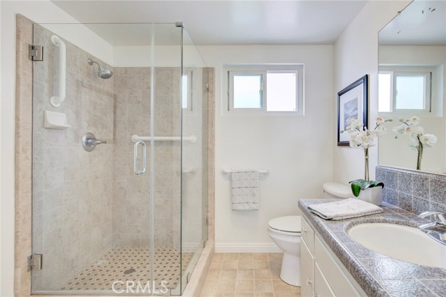 736 13th, Manhattan Beach, California 90266, 4 Bedrooms Bedrooms, ,3 BathroomsBathrooms,Residential,Sold,13th,SB19074833