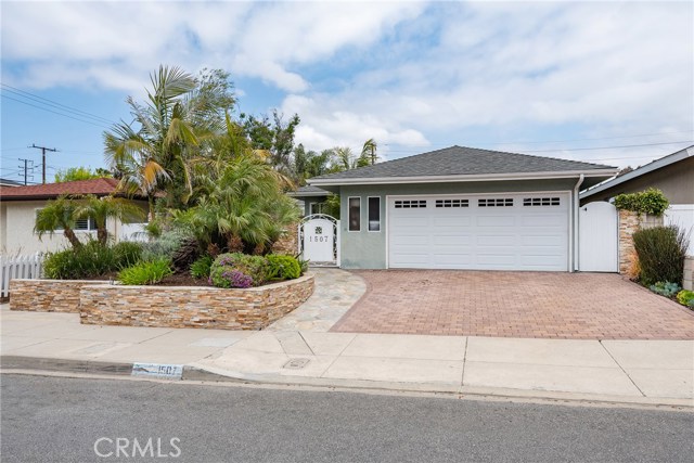 1507 23rd Street, Manhattan Beach, California 90266, 3 Bedrooms Bedrooms, ,2 BathroomsBathrooms,Residential,Sold,23rd,SB19104424