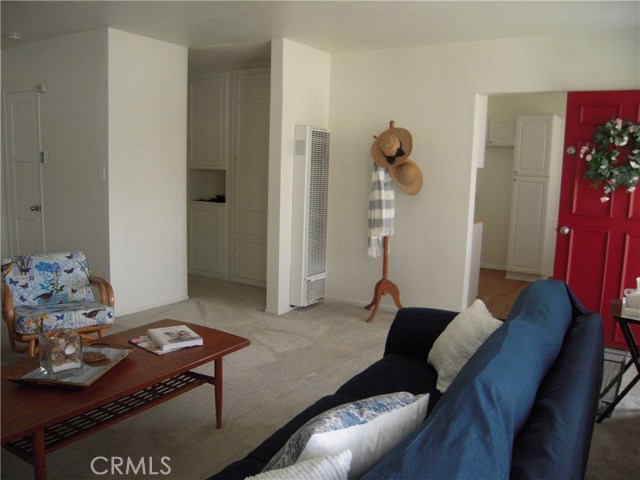 1062 Avenue C, Redondo Beach, California 90277, 2 Bedrooms Bedrooms, ,1 BathroomBathrooms,Residential,Sold,Avenue C,SB20138580