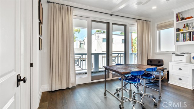 549 3rd Street, Manhattan Beach, California 90266, 5 Bedrooms Bedrooms, ,5 BathroomsBathrooms,Residential,Sold,3rd,SB21052350