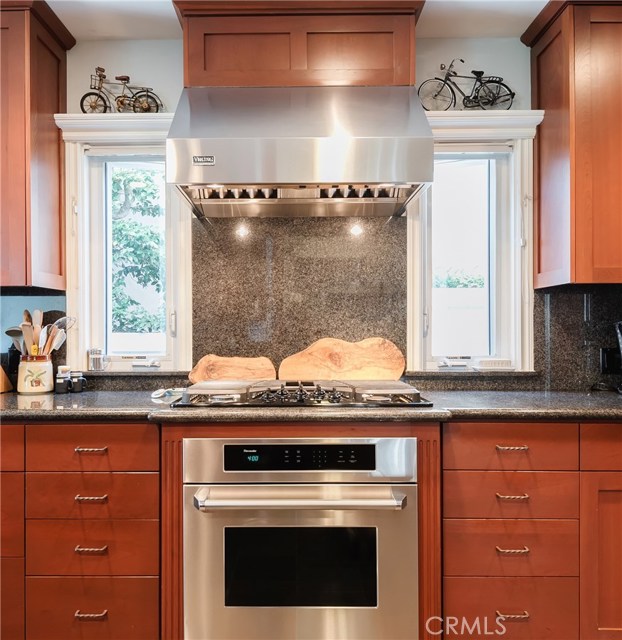 569 31st Street, Manhattan Beach, California 90266, 5 Bedrooms Bedrooms, ,3 BathroomsBathrooms,Residential,Sold,31st,SB20164744