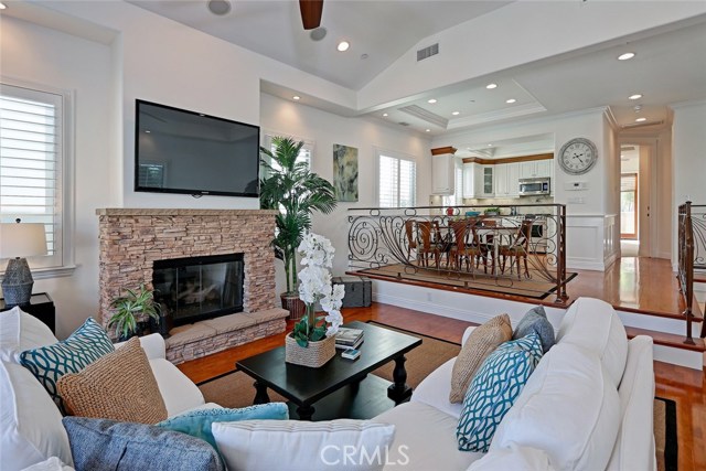 1547 Steinhart Avenue, Redondo Beach, California 90278, 3 Bedrooms Bedrooms, ,2 BathroomsBathrooms,Residential,Sold,Steinhart,SB17266436