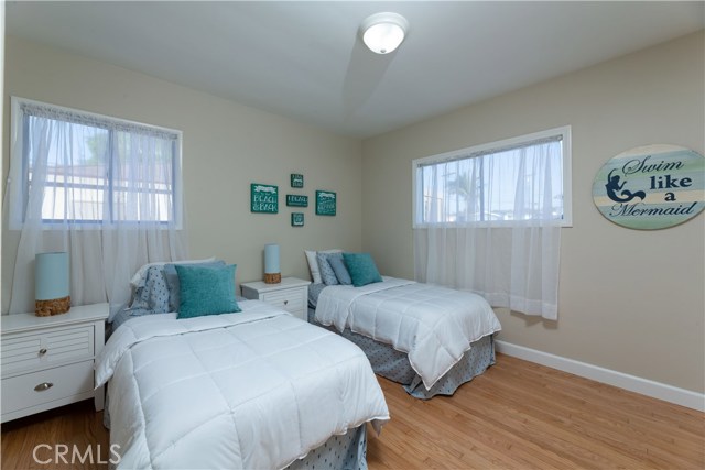 500 Paulina Avenue, Redondo Beach, California 90277, 3 Bedrooms Bedrooms, ,1 BathroomBathrooms,Residential,Sold,Paulina,PW19227875