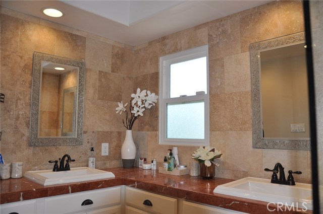 5314 Middlecrest Road, Rancho Palos Verdes, California 90275, 4 Bedrooms Bedrooms, ,2 BathroomsBathrooms,Residential,Sold,Middlecrest,SB19242942