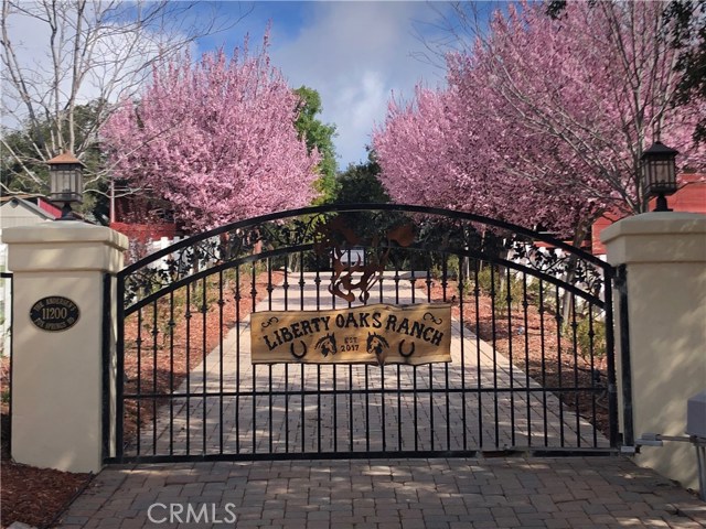 Photo of 11200 Fox Springs Road, Murrieta, CA 92562