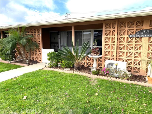 Photo of 13860 Canoe Brook Dr. M3-5J, Seal Beach, CA 90740