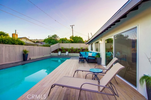 1926 Macarthur Street, Rancho Palos Verdes, California 90275, 4 Bedrooms Bedrooms, ,2 BathroomsBathrooms,Residential,Sold,Macarthur,SB17136576