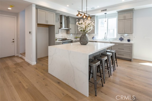 2104 Harriman Lane, Redondo Beach, California 90278, 4 Bedrooms Bedrooms, ,3 BathroomsBathrooms,Residential,Sold,Harriman,PV18101088