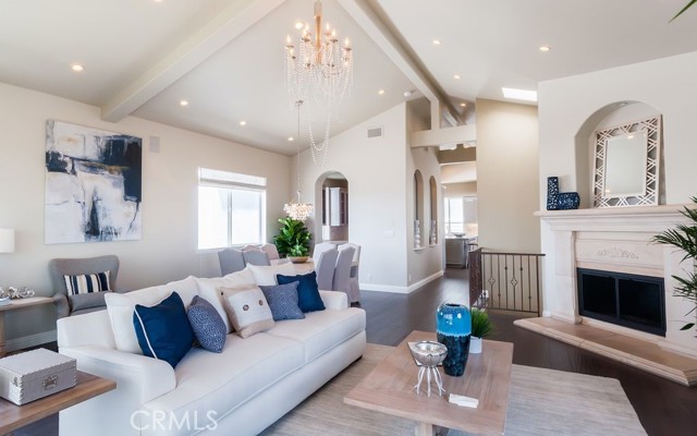 1704 Highland Avenue, Manhattan Beach, California 90266, 4 Bedrooms Bedrooms, ,4 BathroomsBathrooms,Residential,Sold,Highland,SB20075939