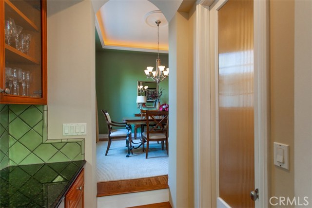 2909 Maple Avenue, Manhattan Beach, California 90266, 5 Bedrooms Bedrooms, ,3 BathroomsBathrooms,Residential,Sold,Maple,SB19265504