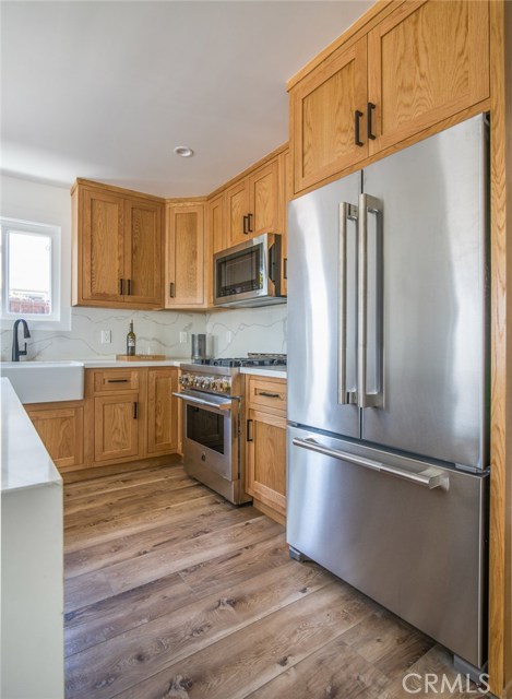 2517 Fisk Lane, Redondo Beach, California 90278, 4 Bedrooms Bedrooms, ,3 BathroomsBathrooms,Residential,Sold,Fisk,SB20145075