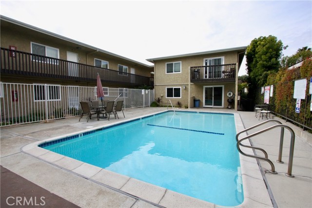720 Meyer Lane, Redondo Beach, California 90278, 2 Bedrooms Bedrooms, ,2 BathroomsBathrooms,Residential,Sold,Meyer,SB19044183