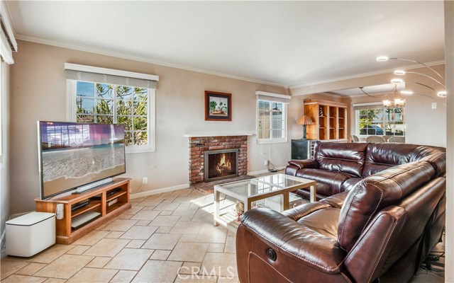 450 Paulina Avenue, Redondo Beach, California 90277, 4 Bedrooms Bedrooms, ,2 BathroomsBathrooms,Residential,Sold,Paulina,SB19263852